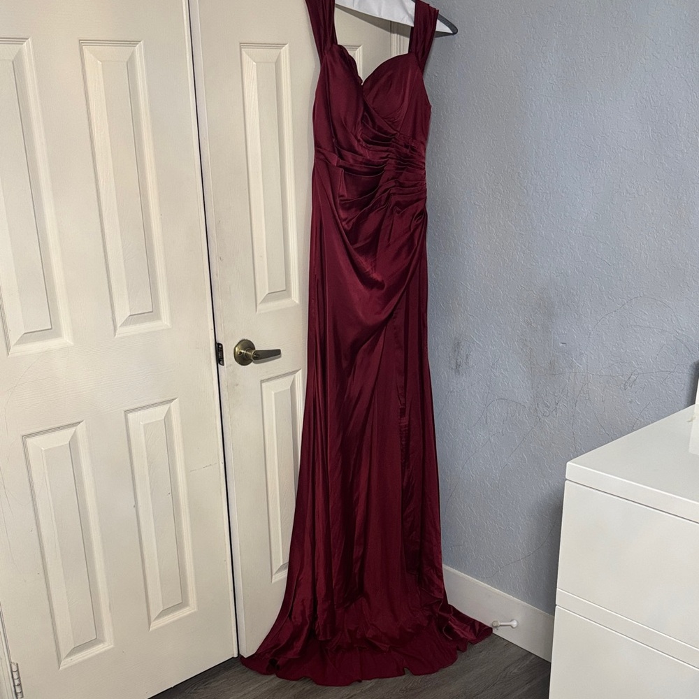 Elegant Burgundy Evening Gown